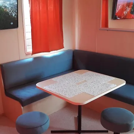 Zimmerferi 公寓 凯斯特海伊