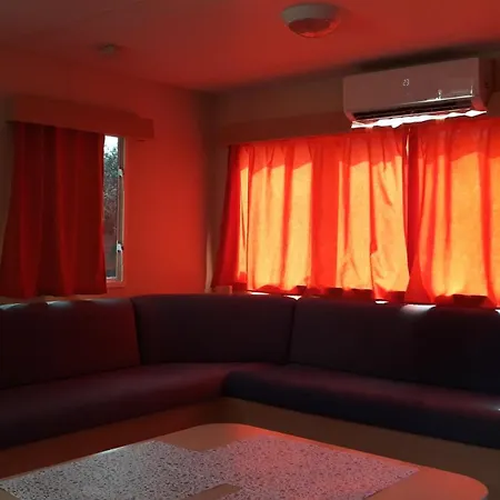 Zimmerferi Apartman *