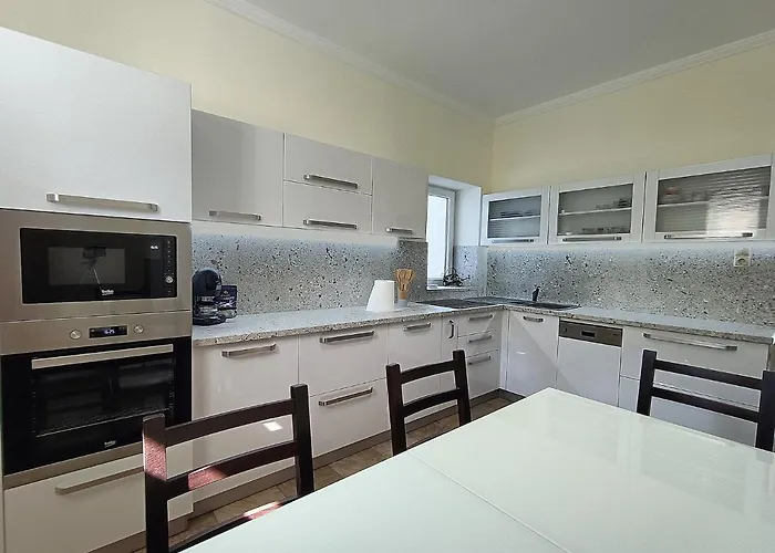 Zimmerferi Apartman